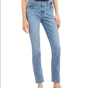 Levi’s Mid-rise Skinny Jeans